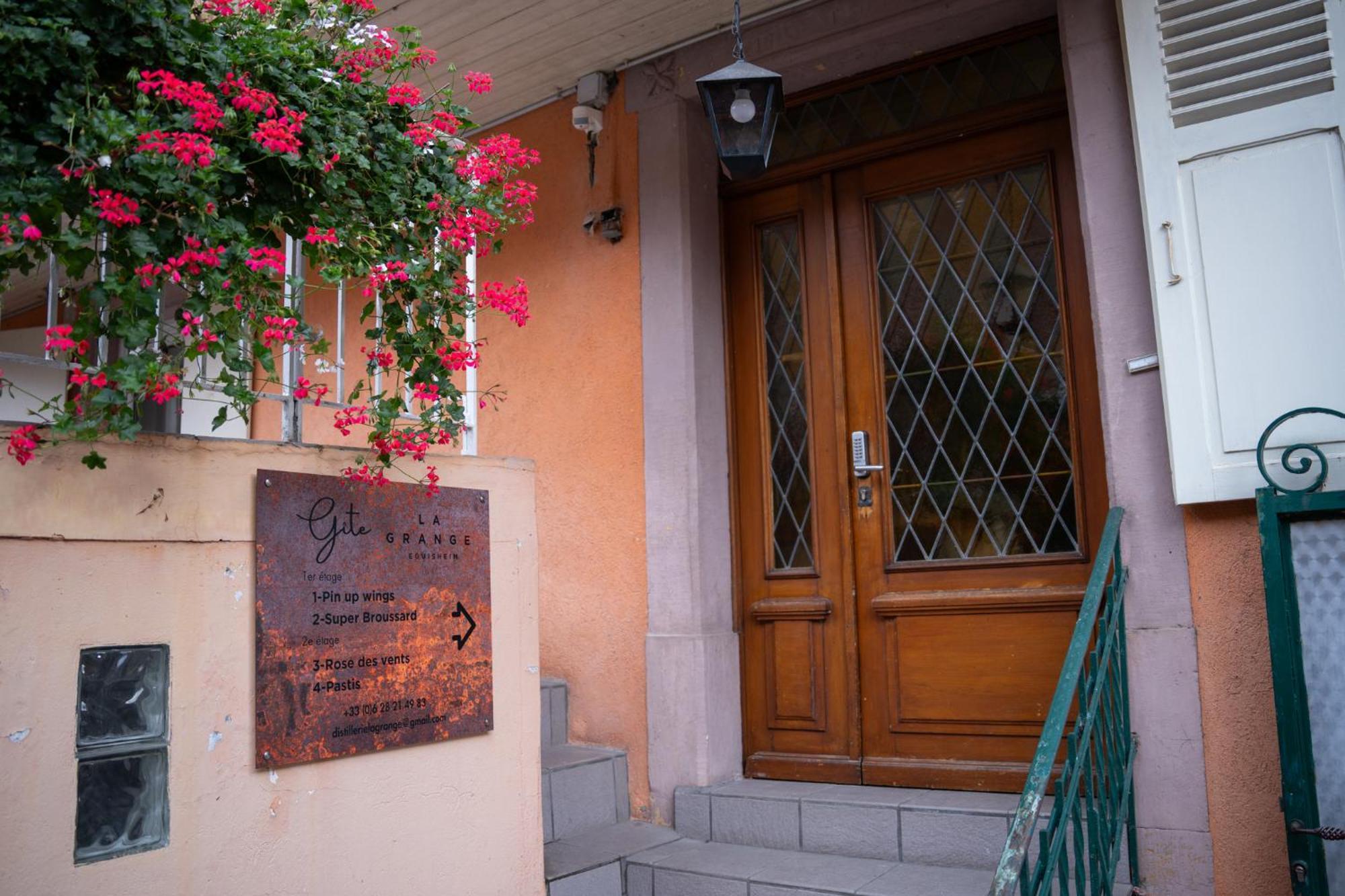 Chambre Rose Des Vents Eguisheim Exterior foto